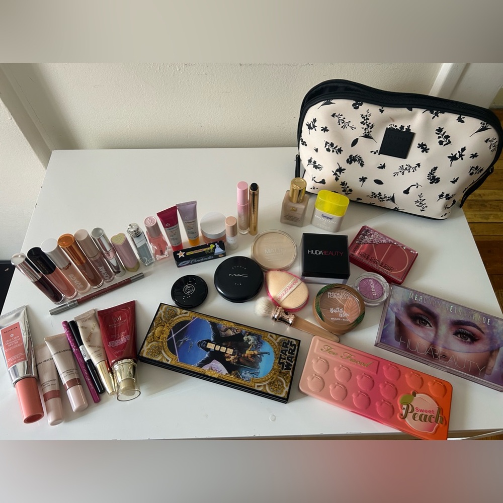 Large makeup bundle